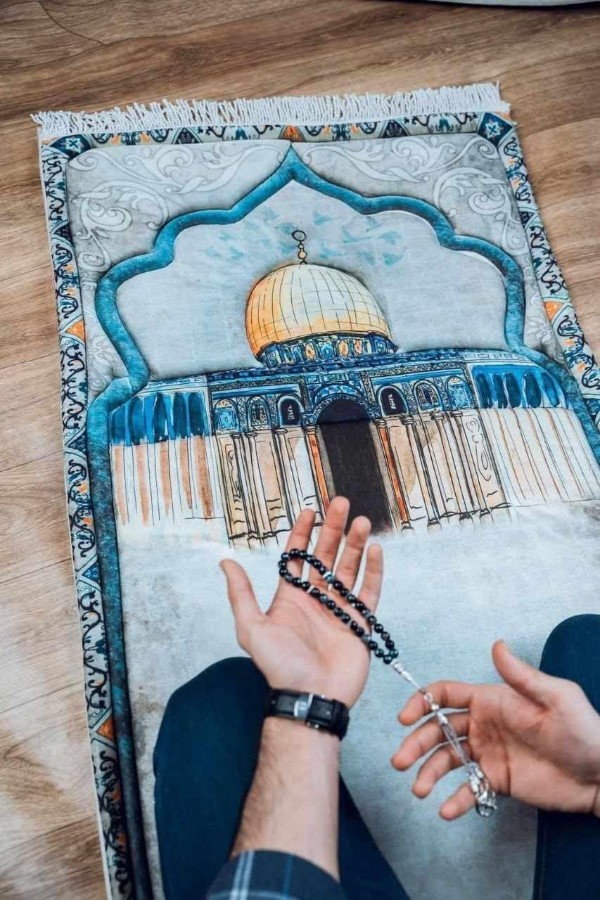 مصلية مبطنة مانعة للانزلاق + سبحة - الصورة 11